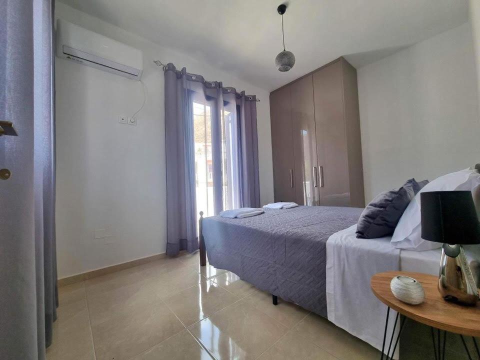 Dionysia Apartments Ливадия Экстерьер фото